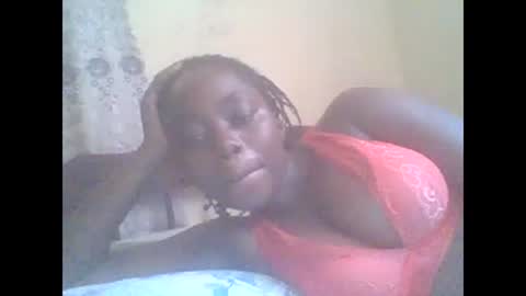 Snapshot of hornygal001 chatting on March 6, 7:47 am hornygal001 online show from March 6, 7:47 am