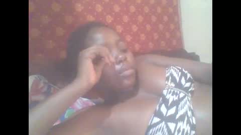 Snapshot of hornygal001 chatting on April 25, 1:41 pm hornygal001 online show from April 25, 1:41 pm