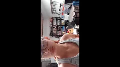 Nix  D online show from November 5, 5:40 am