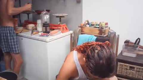 Nix  D online show from March 22, 9:34 am