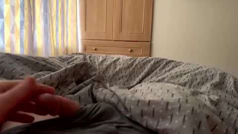 Snapshot of hornyian91 chatting on December 15, 10:50 am Liverpool lad online show from December 15, 10:50 am