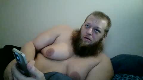 Snapshot of hornynccascade chatting on October 26, 4:40 am hornynccascade online show from October 26, 4:40 am