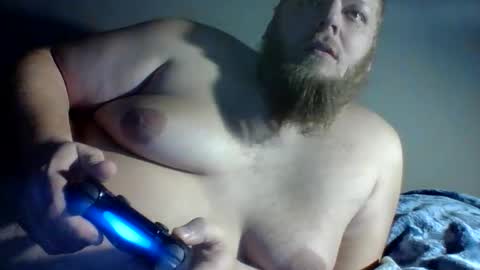 Snapshot of hornynccascade chatting on December 21, 5:36 am hornynccascade online show from December 21, 5:36 am