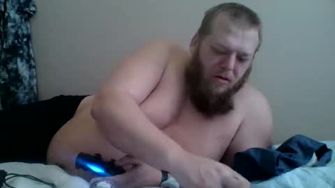 Snapshot of hornynccascade chatting on January 8, 4:53 pm hornynccascade online show from January 8, 4:53 pm