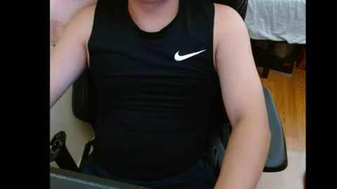 luv2cum online show from July 6, 8:00 pm