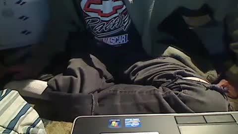 Snapshot of hornyscott666 chatting on December 23, 10:32 am hornyscott666 online show from December 23, 10:32 am