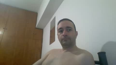 Snapshot of hornysnake69 chatting on April 16, 1:12 pm hornysnake69 online show from April 16, 1:12 pm