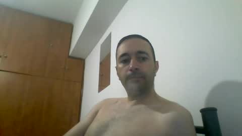 Snapshot of hornysnake69 chatting on June 14, 3:52 am hornysnake69 online show from June 14, 3:52 am