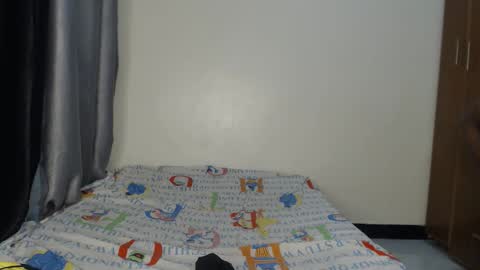 Snapshot of hornysouls01 chatting on October 1, 3:23 am hornysouls01 online show from October 1, 3:23 am