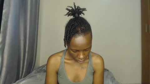 Snapshot of hornysouls01 chatting on October 22, 5:41 am hornysouls01 online show from October 22, 5:41 am