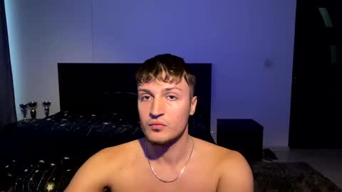 Snapshot of hornystar77 chatting on January 10, 1:09 pm Ayan online show from January 10, 1:09 pm