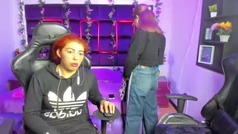 hornyy mom online show from January 28, 12:00 pm