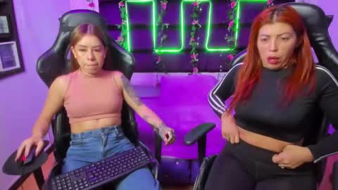 hornyy mom online show from February 26, 12:36 pm