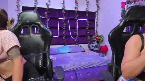 hornyy mom online show from September 24, 2:42 pm