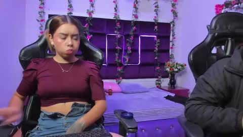 hornyy mom online show from October 21, 2:29 pm