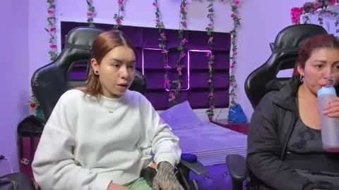 hornyy mom online show from October 29, 1:24 pm