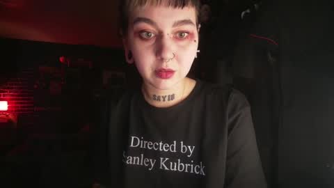 Snapshot of horror_circus chatting on February 10, 3:13 am Messalina Horror online show from February 10, 3:13 am