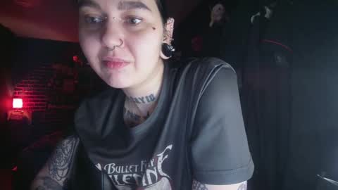 Snapshot of horror_circus chatting on February 14, 5:25 pm Messalina Horror online show from February 14, 5:25 pm