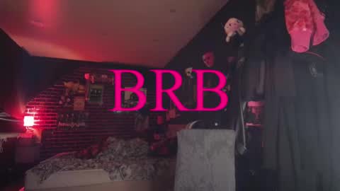 Snapshot of horror_circus chatting on February 22, 2:17 am Messalina Horror online show from February 22, 2:17 am