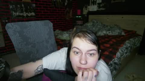 Snapshot of horror_circus chatting on June 20, 10:34 pm Messalina Horror online show from June 20, 10:34 pm