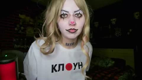 Snapshot of horror_circus chatting on July 1, 10:31 pm Messalina Horror online show from July 1, 10:31 pm