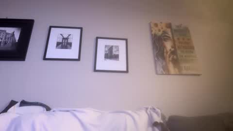 hoss43040 online show from September 19, 12:02 am