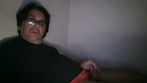 hot1nude1swinger online show from October 13, 12:10 am