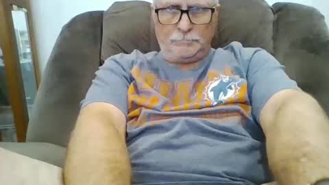 hot4tightholes online show from January 17, 2:00 pm