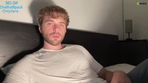 Edward aka Wolf online show from October 18, 10:43 pm