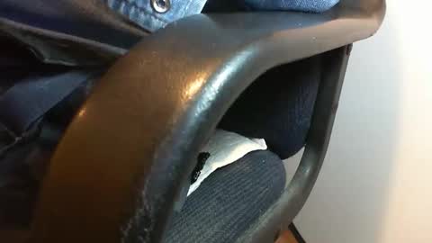 Snapshot of hot_1796 chatting on April 23, 3:58 pm hot_1796 online show from April 23, 3:58 pm