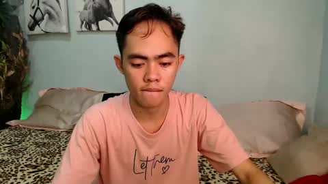 Snapshot of hot_8inchtwink chatting on December 18, 9:58 am Rylle online show from December 18, 9:58 am