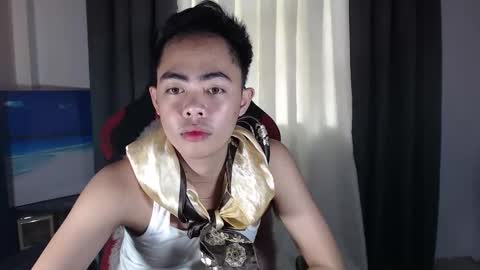 Snapshot of hot_8inchtwink chatting on September 15, 2:55 am Rylle online show from September 15, 2:55 am