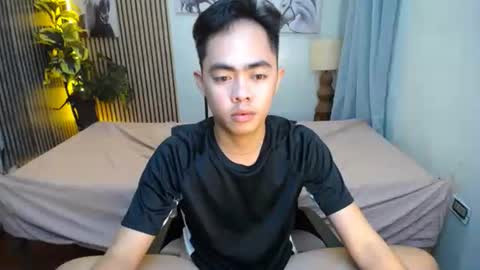 Snapshot of hot_8inchtwink chatting on October 22, 11:48 pm Rylle online show from October 22, 11:48 pm