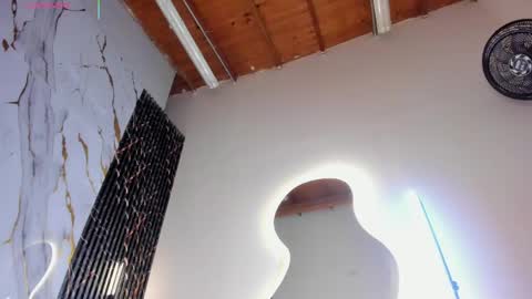 hot__genesis online show from June 7, 2:05 am