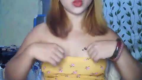 hot_asian69x online show from November 6, 4:41 pm