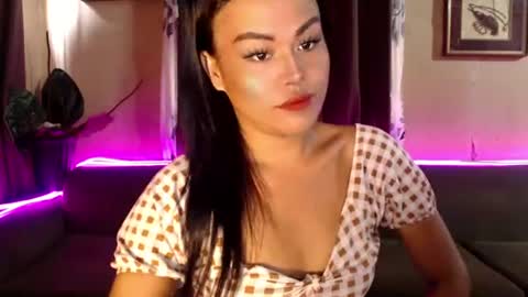 HANNA online show from June 12, 2:43 am