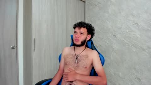 hot bad boy69 online show from April 16, 9:39 pm