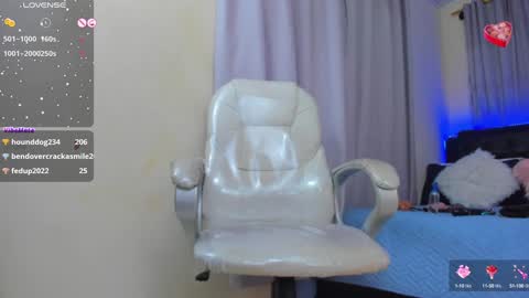 VALENTINA online show from January 12, 10:45 am