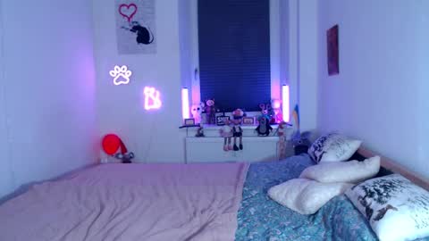 Dashka online show from December 4, 9:45 pm