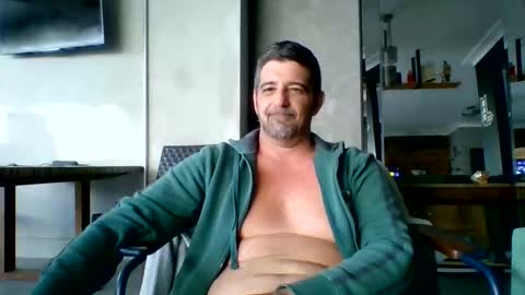 Snapshot of hot_bigcook chatting on June 5, 7:30 pm Hardcock20cm online show from June 5, 7:30 pm
