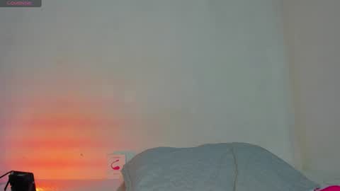 Snapshot of hot_boy_04 chatting on July 20, 7:27 pm hot boy 04 online show from July 20, 7:27 pm