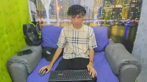 hot bunny online show from December 19, 1:29 pm