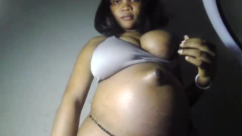 Snapshot of hot_choccoolate chatting on July 24, 1:14 am Zarah online show from July 24, 1:14 am