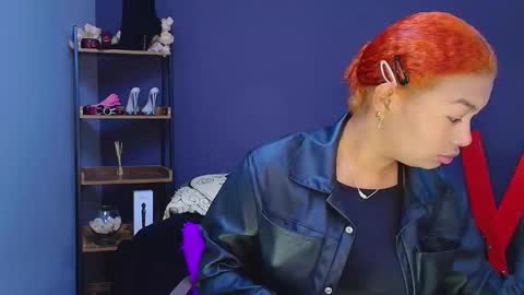 Snapshot of hot_chocolate_4u chatting on February 20, 12:36 pm hot chocolate 4u online show from February 20, 12:36 pm