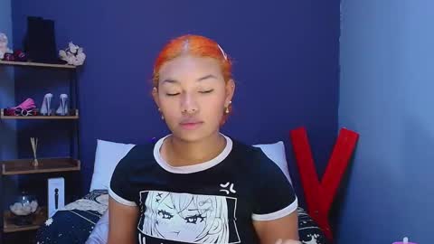 Snapshot of hot_chocolate_4u chatting on February 21, 12:17 pm hot chocolate 4u online show from February 21, 12:17 pm