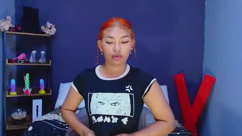 Snapshot of hot_chocolate_4u chatting on February 21, 6:26 pm hot chocolate 4u online show from February 21, 6:26 pm