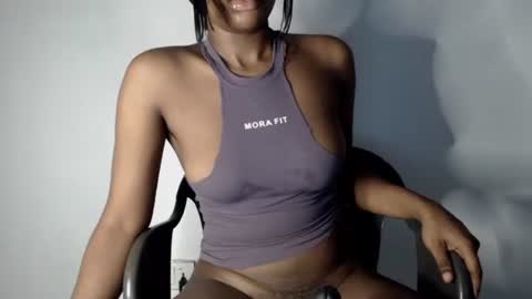 Snapshot of hot_chocoxxxx chatting on October 20, 7:20 am sonia  mis choco online show from October 20, 7:20 am