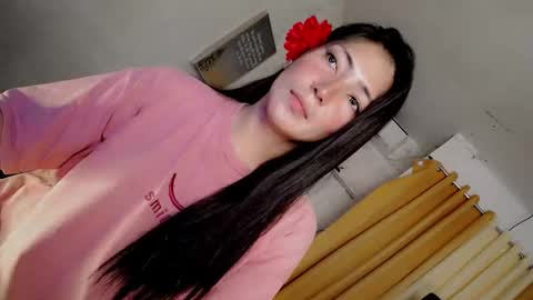 its me CLAUDIA online show from October 29, 3:09 am