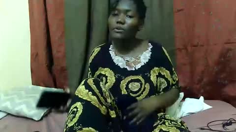 Snapshot of hot_darling95 chatting on November 7, 7:14 pm Milly online show from November 7, 7:14 pm