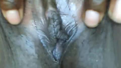 Snapshot of hot_darling95 chatting on December 5, 7:17 am Milly online show from December 5, 7:17 am